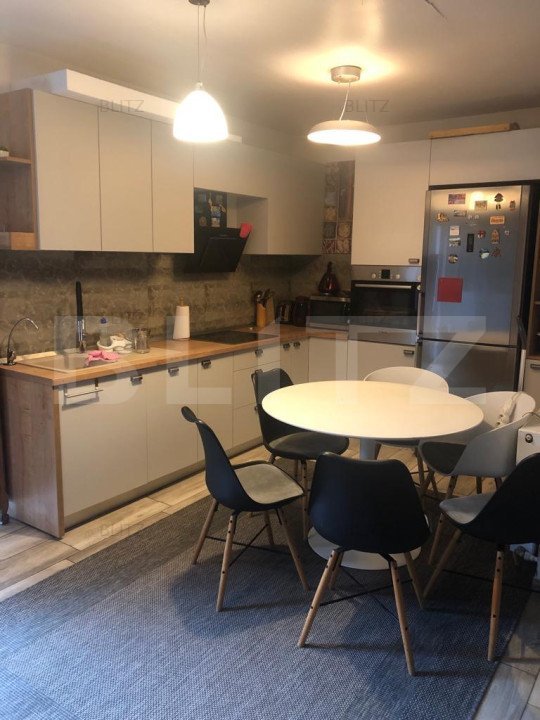 Duplex 100 mp, gradina, parcare, zona Florilor