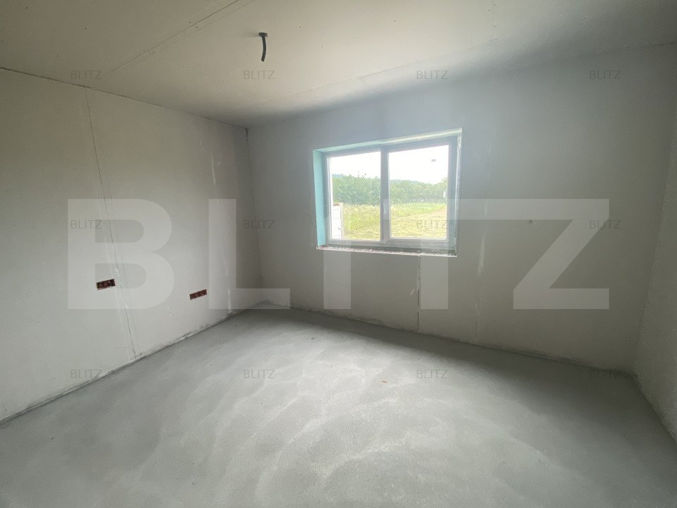 Casa de vanzare la stadiu de semifinisat 130 mp, zona Hereclean