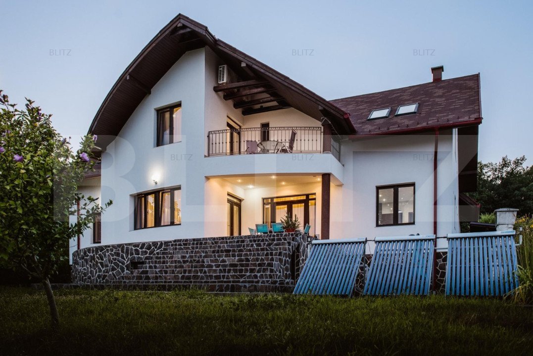 Inchiriere vila lux 4 camere, 500mp utili, 2450 teren total, zona str. Livezeni