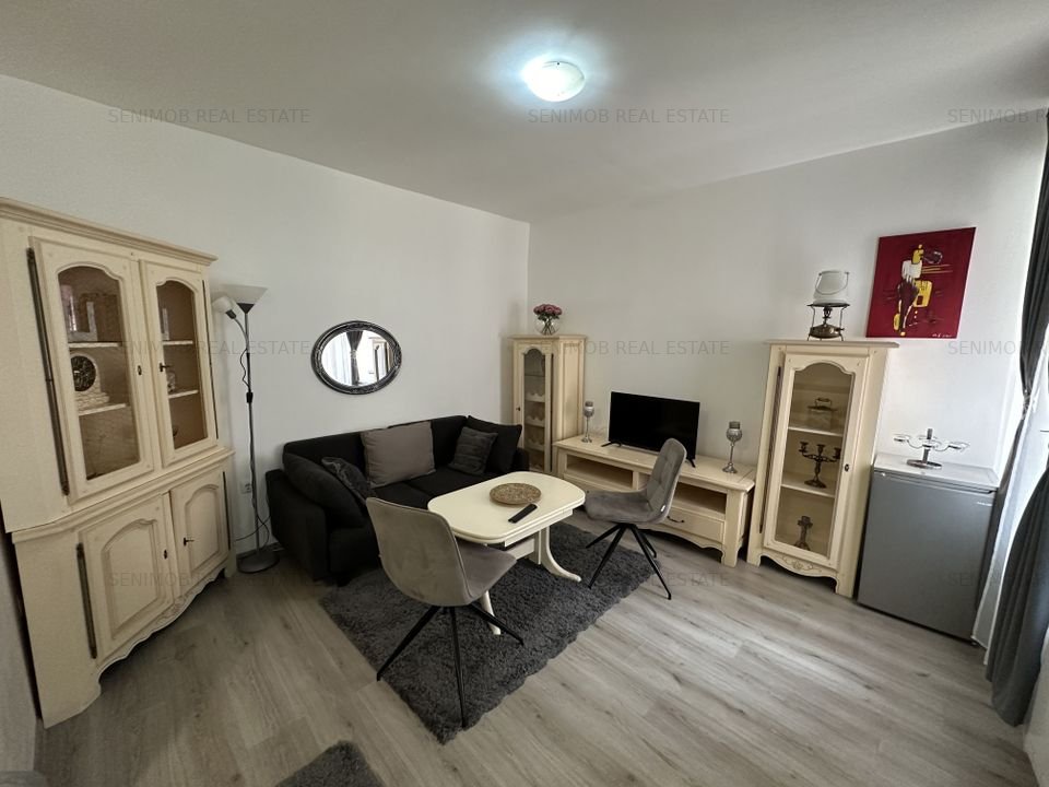 Garsoniera de vanzare in Centrul Istoric Brasov