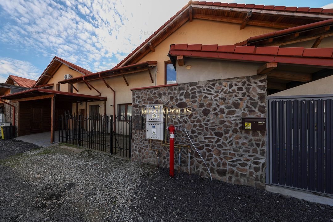 Casa Sanpetru Intabulata