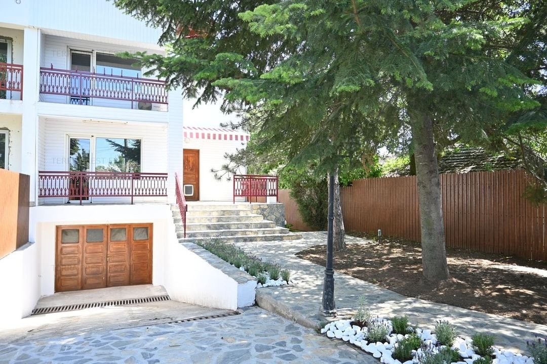 Snagov, renovata 2024, complet mobilata si utilata