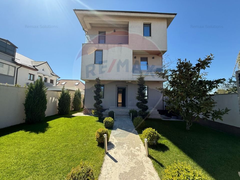 Casa / Vila cu 7 camere de inchiriat in zona Exterior Nord