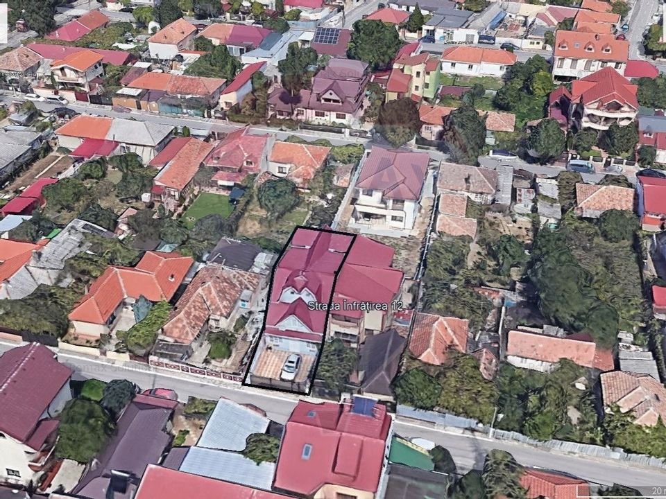 Casa / Vila cu 8 camere de vanzare in zona Coiciu