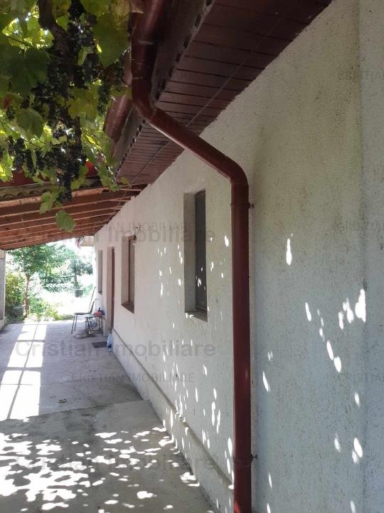 CASA 3 camere 130mp utili Lacu Sarat, MOBILATA teren 630mp
