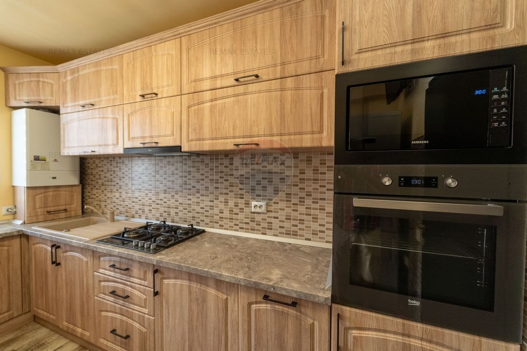 Apartament cu 3 camere de inchiriat Drumul cu Plopi