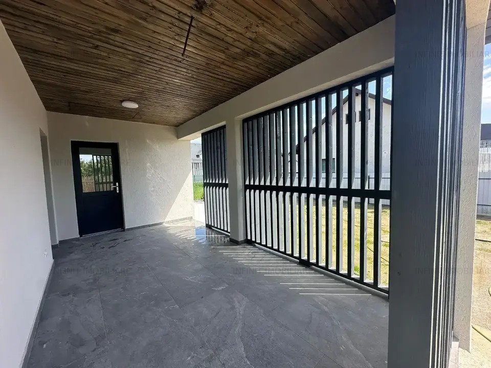 Casa noua, parter de vanzare Margineni, Bacau