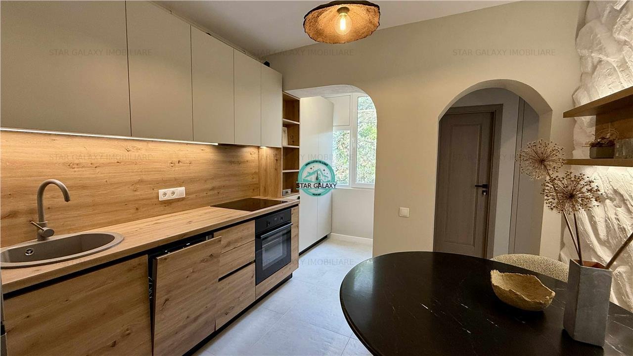 Inchiriez apartament mobilat si utilat lux la doar 4 minute de UMF