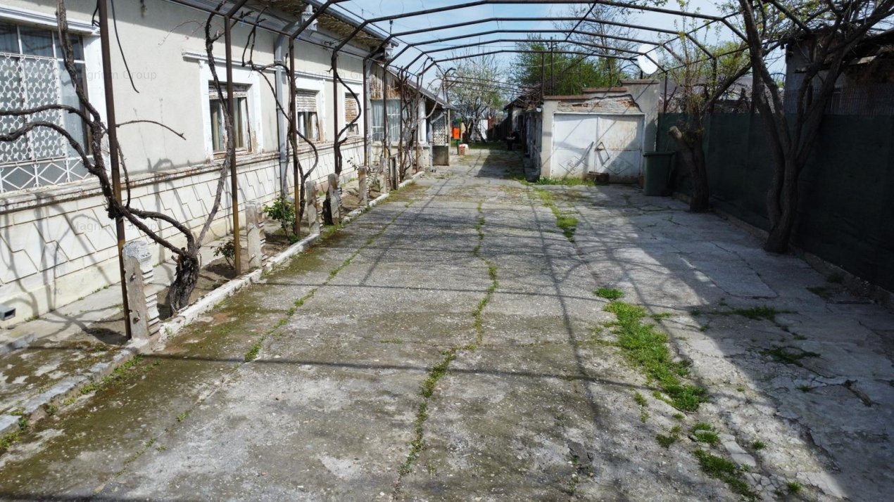 Casa batraneasca de vanzare in Vidra, Ilfov cu teren intravilan de 1500 mp