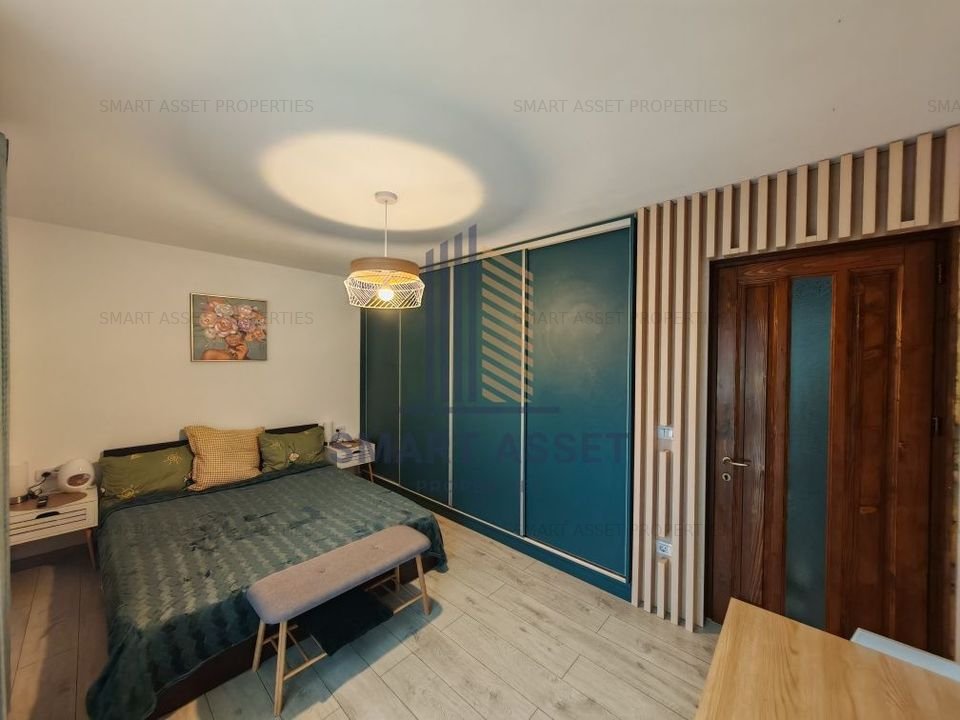 Casa 3 camere, 2 bai, 3 locuri parcare, curte 300 mp,  Valea Adanca