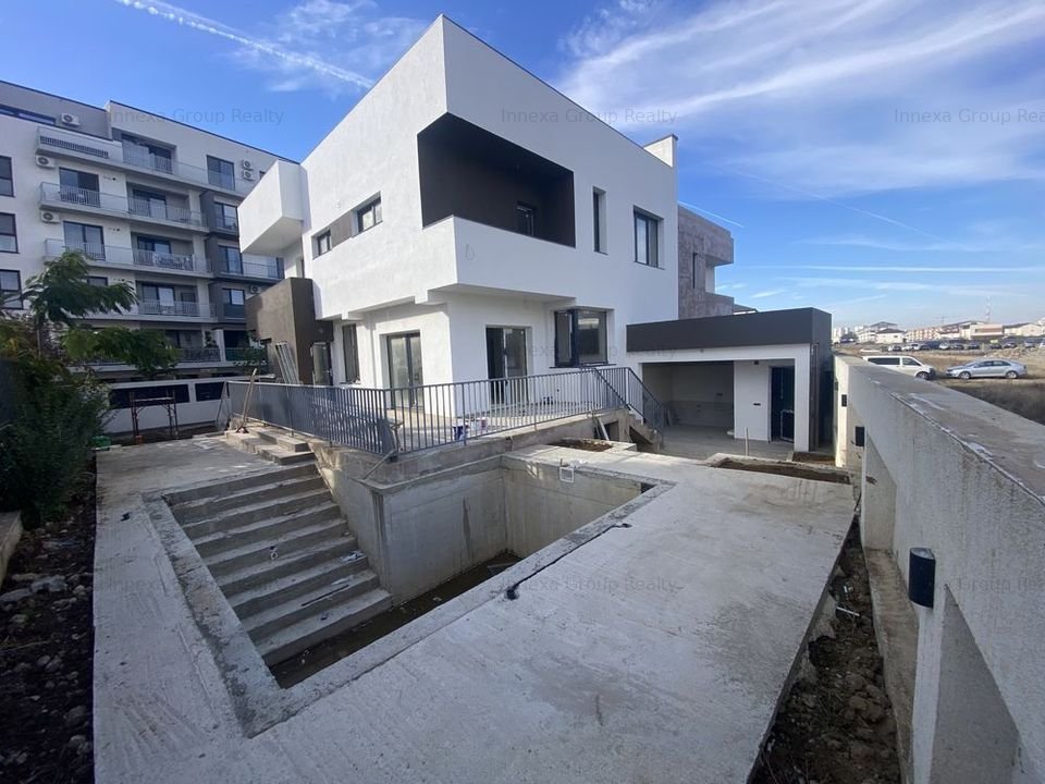 Casa cu 6 camere - gradina si curte proprie - piscina - terasa 86mp I Ozana