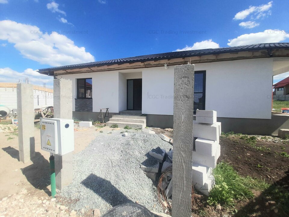 Casa individuala 3 camere cu suprafata construita de 117.7mp si teren de 371