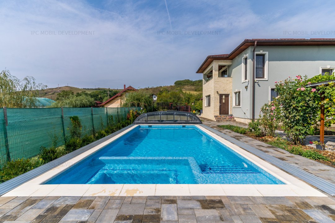 Proprietate deosebita cu multiple facilitati si potential turistic