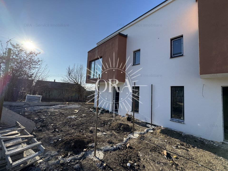 Casa tip duplex de vanzare | 5 camere 165 mp utili si 400 mp teren | Aeroport