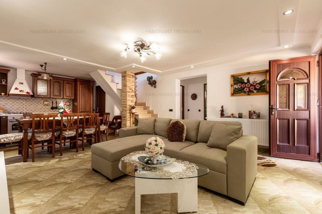Casa la tara de vanzare in inima Transilvaniei!