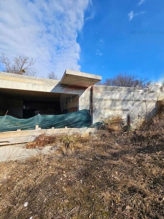 Casa / Vila cu 2 camere de vanzare