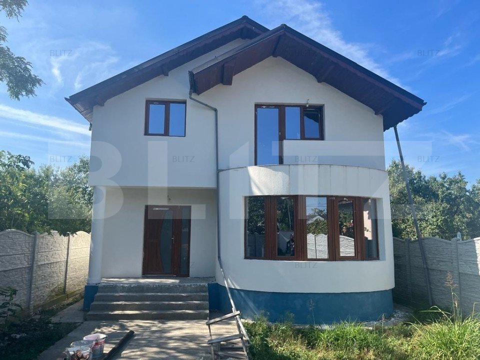 Casa 175 mp, pe un teren de 800mp, Motoci, la principala