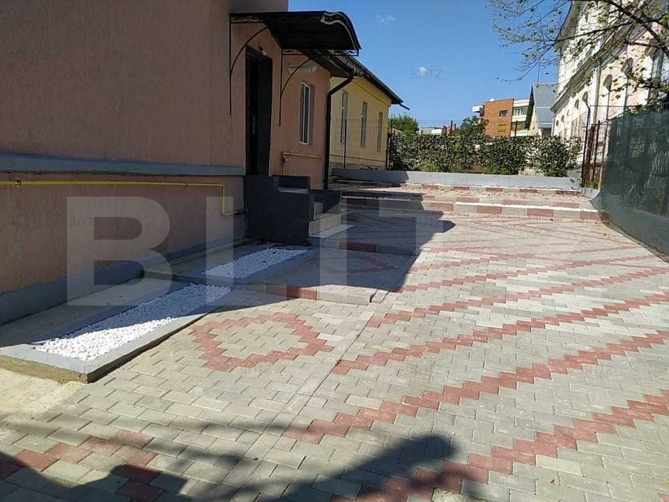 Casa cu 2 camere, 50 mp2, curte 100mp2, zona Curtii de Apel
