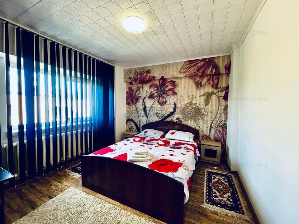 Apartament cu 4 camere de inchiriat in zona Lapus