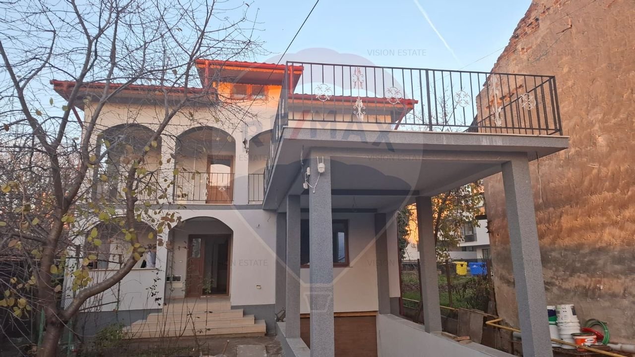 Casa/Vila de Inchiriat - Strada George Enescu, Craiova