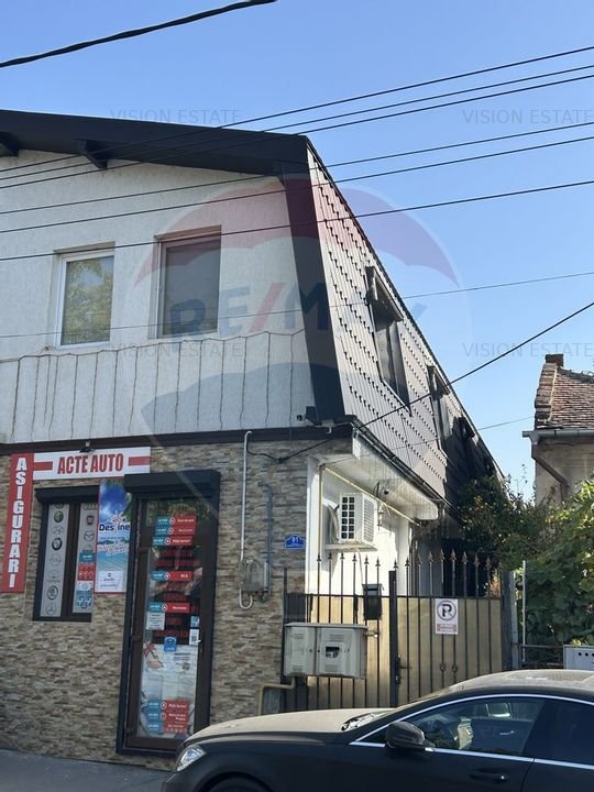 Casa / Vila cu 5 camere de vanzare in zona 1 Mai