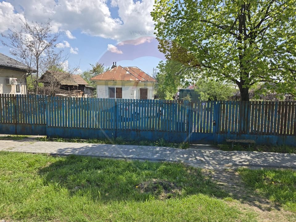Casa / Vila cu 3 camere de vanzare