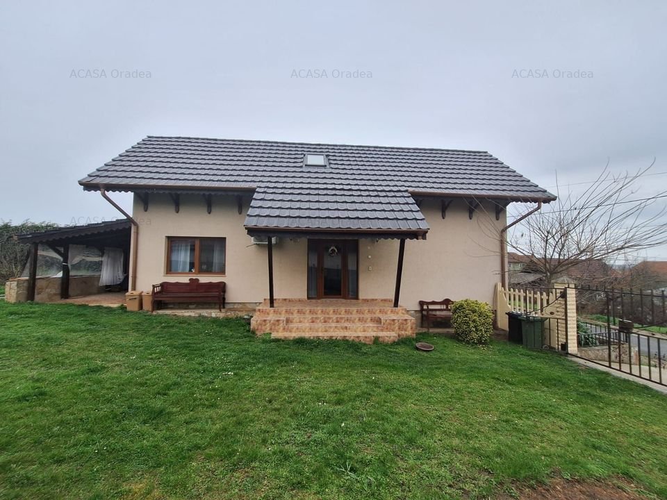 Oaza de liniste in Sacadat, teren generos de 3262m2-132.000 euro neg