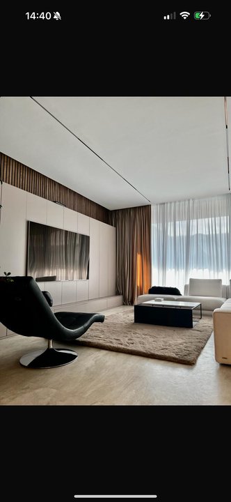 Vila cu piscina proprie complex