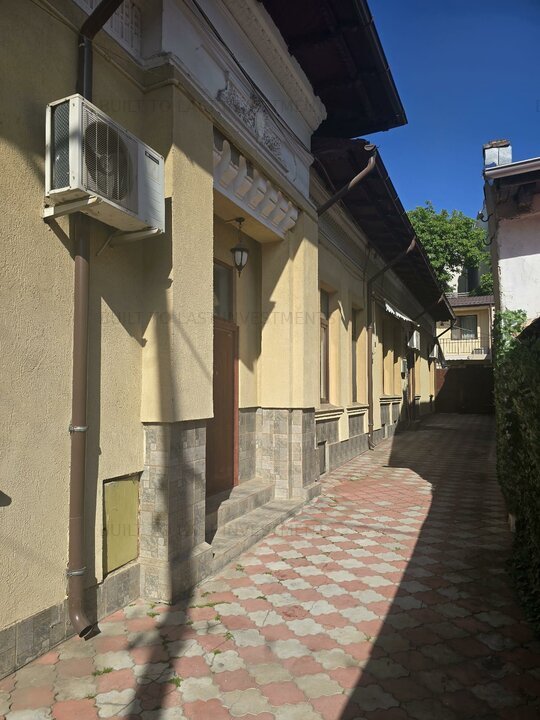 Casă interbelică renovată – Spațiu ideal pentru birouri –Unirii Parcul Carol