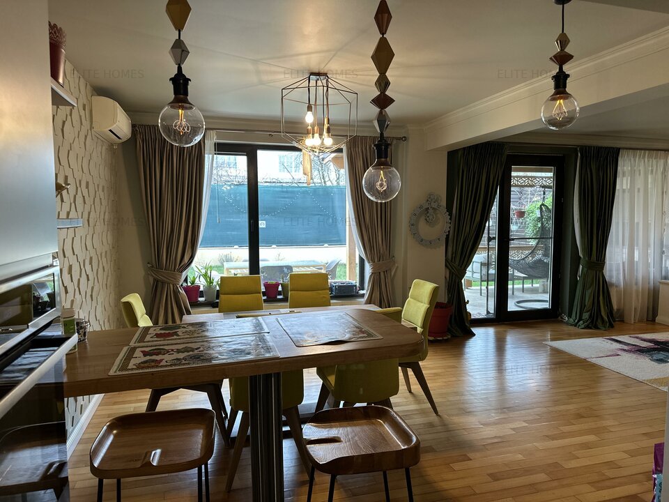 Vila spatioasa in Pipera / Spacious villa in Pipera