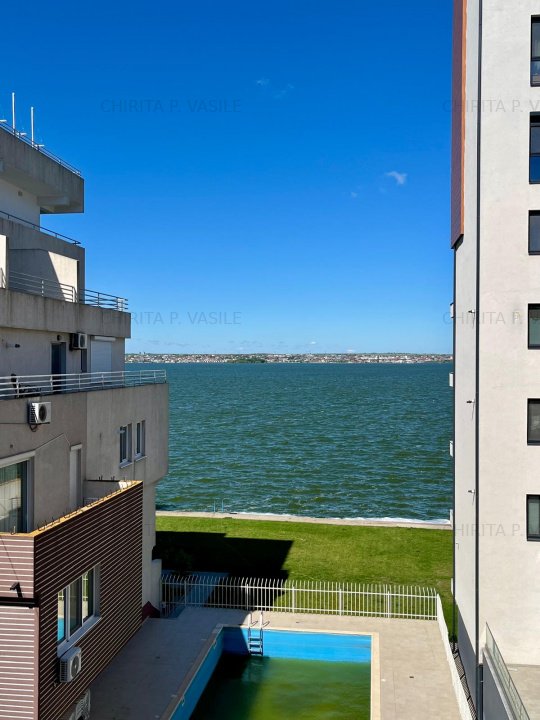 Mamaia Central Butoaie / Apartament cu 2 camere 77 mp/9 mp. Boxa
