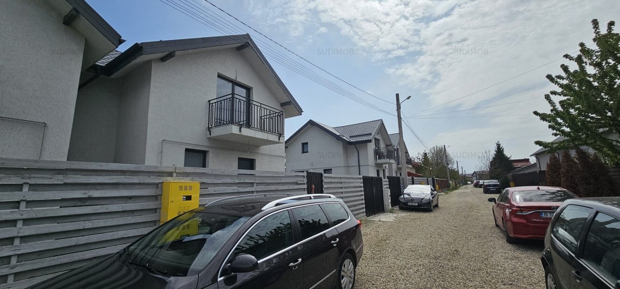 Casa tip duplex Padura Craiului comuna Berceni.