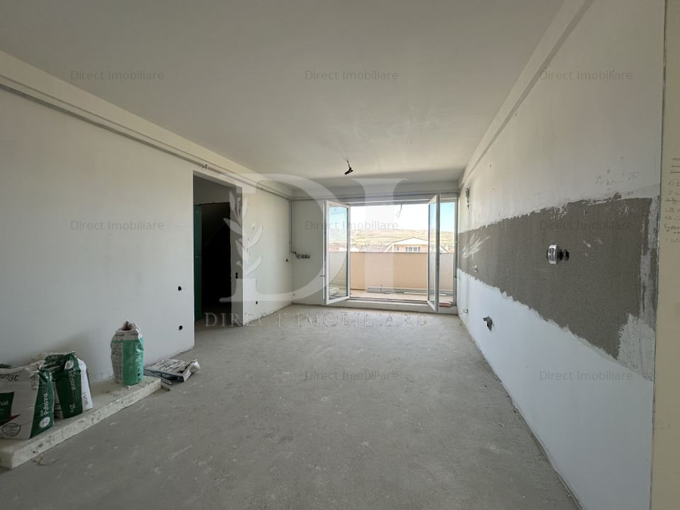 Apartament cu 4 camere / Zona Cetatii
