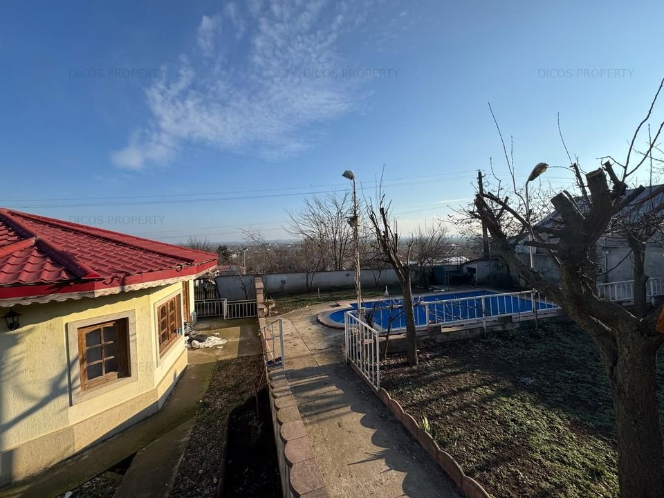 Proprietate de vanzare in Fratesti, zona Biserica