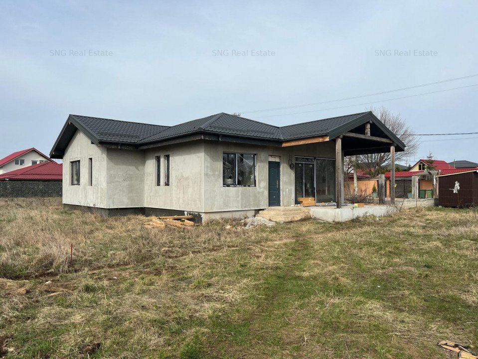 De vanzare casa parter toate utilitatile teren generos Balotesti