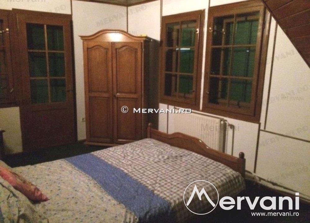 Casa de vanzare in Predeal (zona Semicentrala)