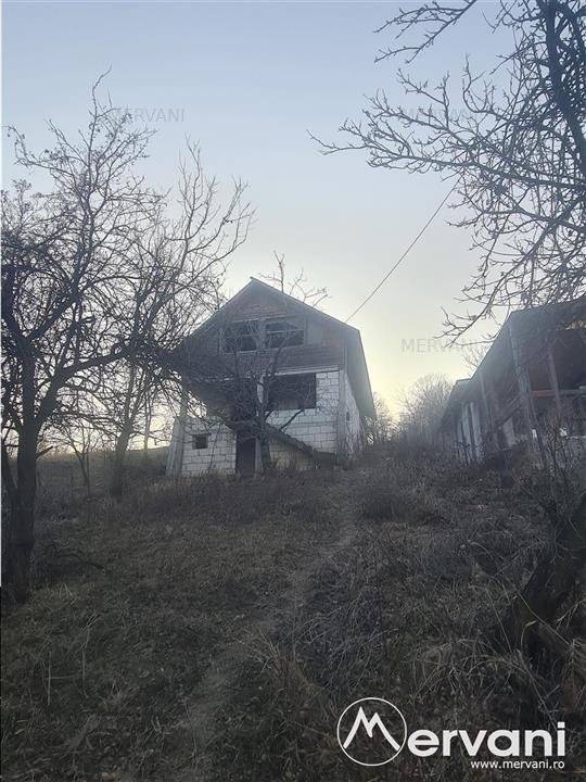 Casa de vanzare in Poiana Campina