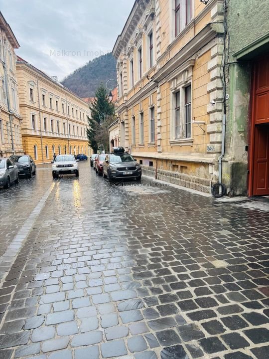 De Vanzare! Imobil cu Potential Investitional in Inima Brasovului