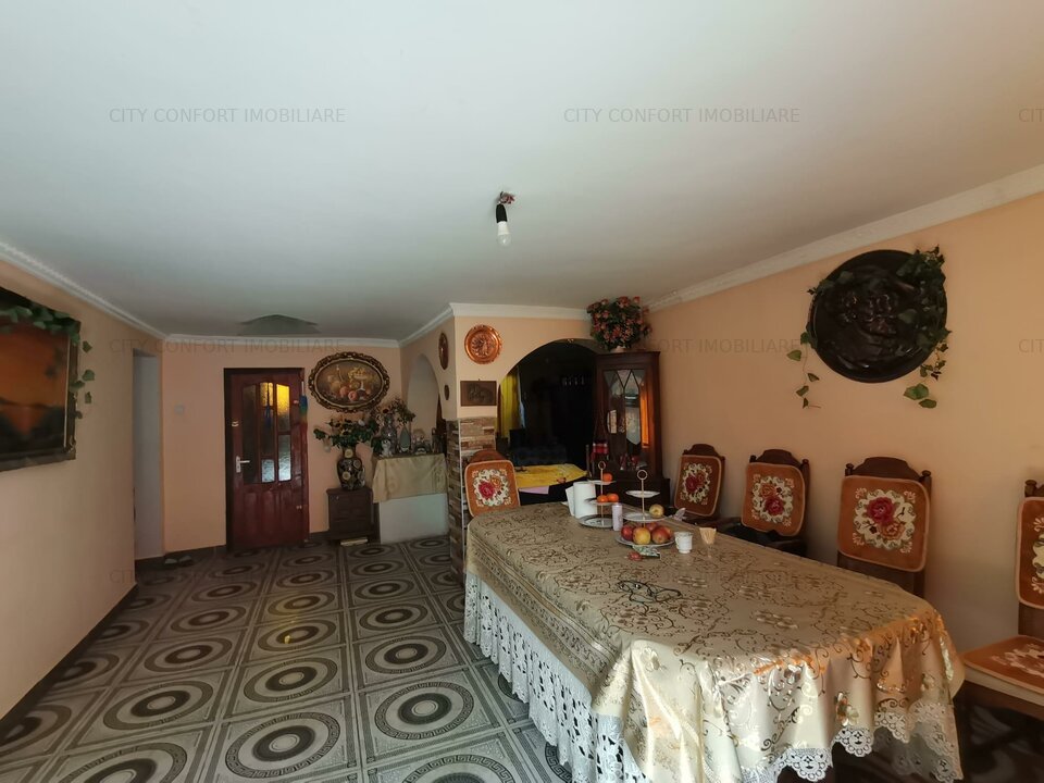 Casa Individuala De Vanzare Cu Teren 2671 mp In Chinteni/Cluj