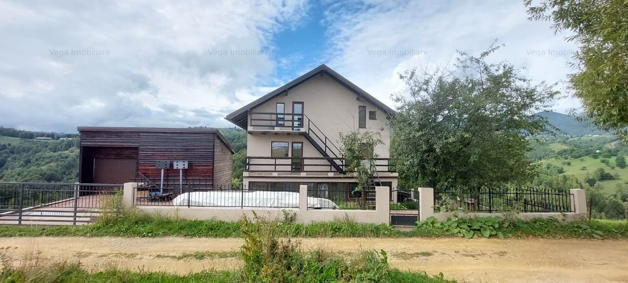Pensiune / Casa de Vacanta in Sat Pestera | Ideal pentru Investitie