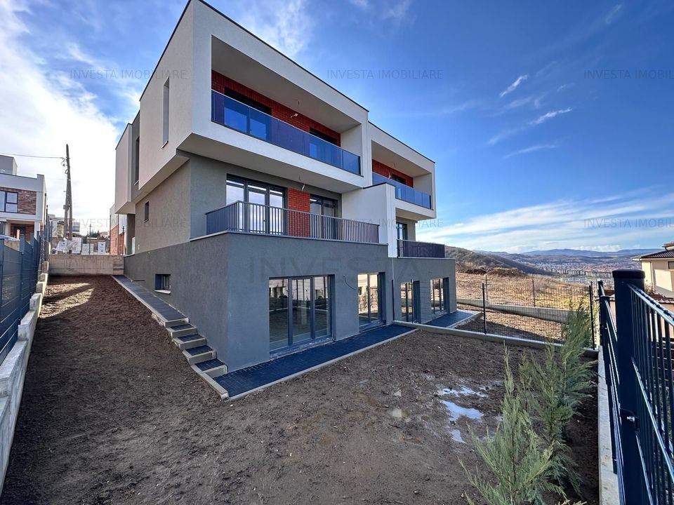 Casa tip duplex cu panorama deosebita! Constructie premium!