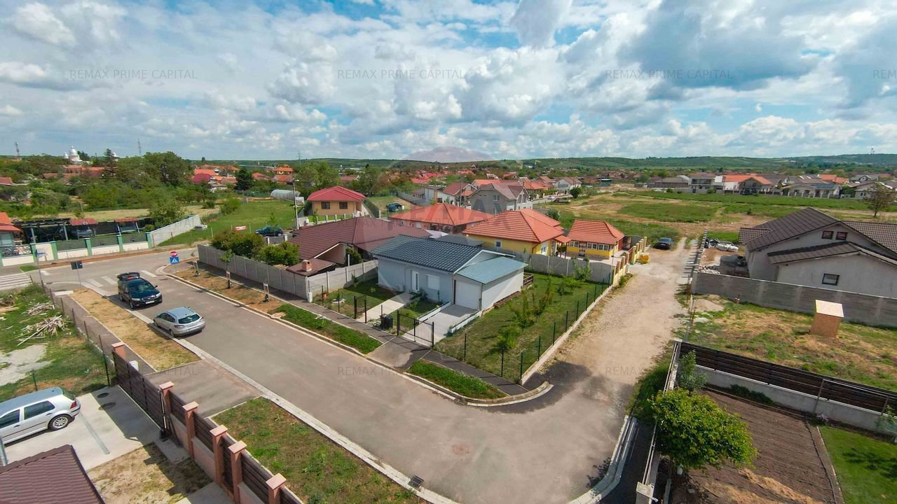Casa de vanzare 2 camere, structura Mexi, pe strada Gurghiului