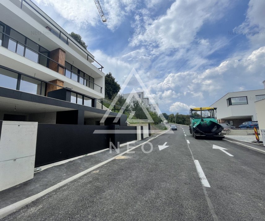 Duplex de vanzare | 5 camere | Europa