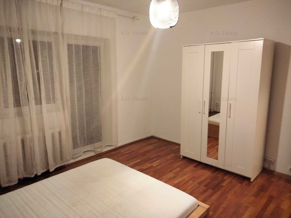 Apartament 4 camere Dristor | 2 minute Metrou | Bloc 1986