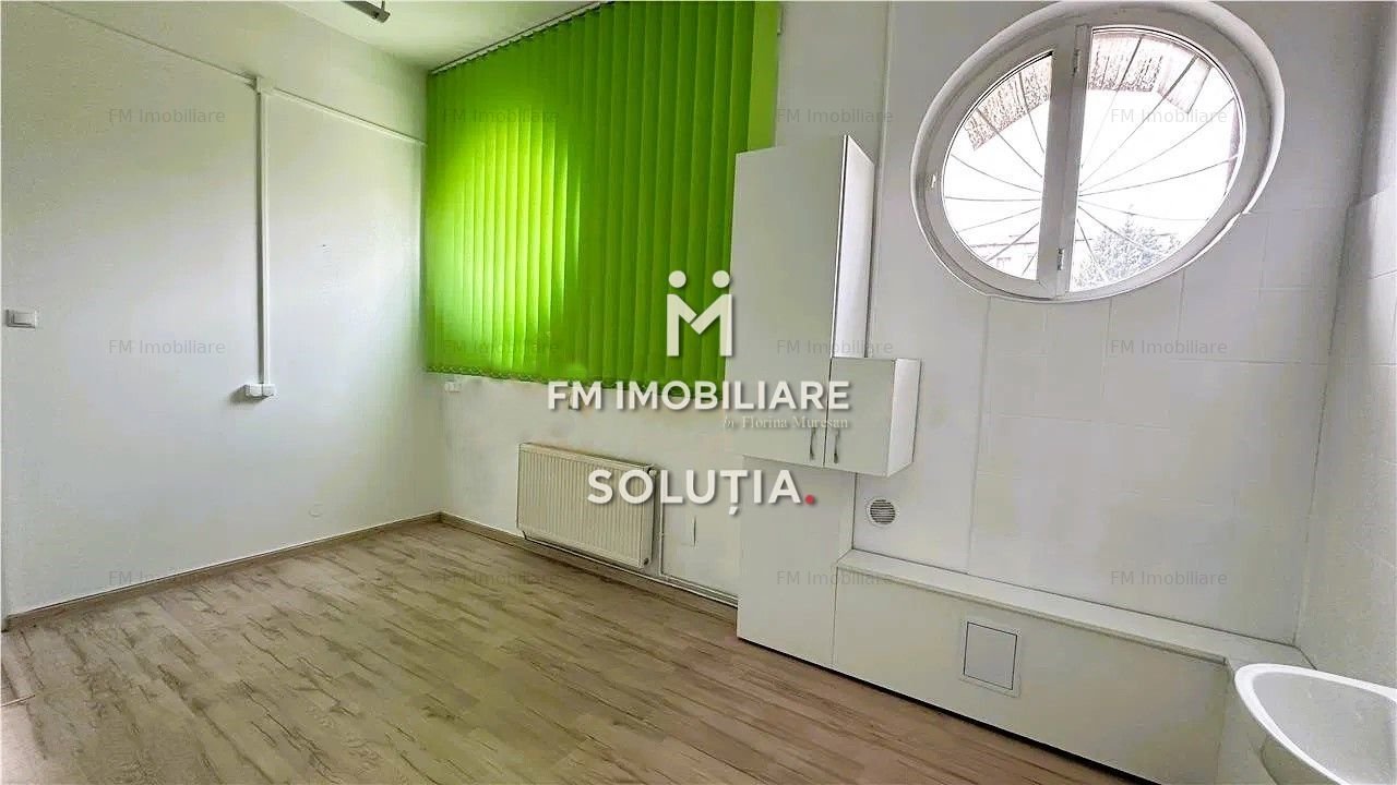 Spaţiu Comercial de Vânzare - 125 mp utili - Zonă centrală!