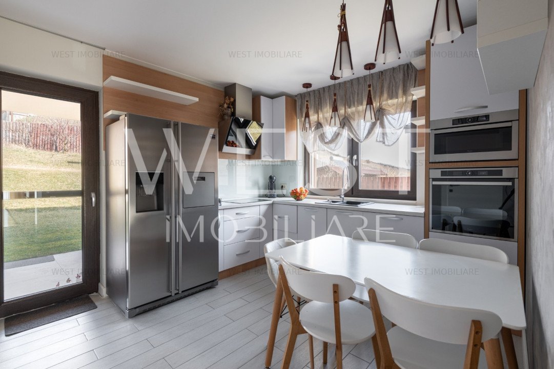 Casa individuala MODERNA cu 5 camere, 240mp! Teren 640mp! Voronet/Iris
