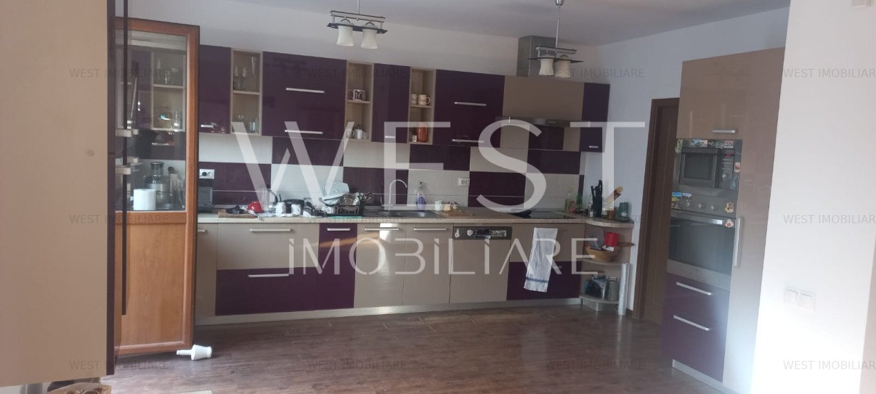 Casa  4 camere,235  mp ! Teren 1174 mp! La cheie !  Zona Apahida !