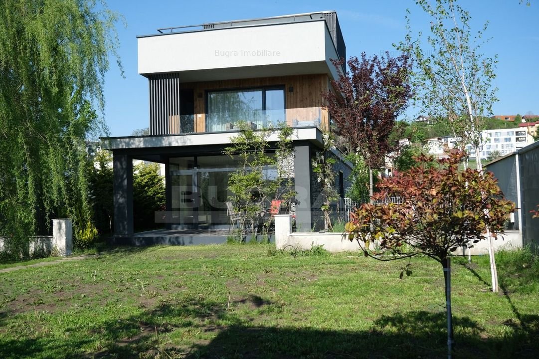 Casă premium cu arhitectură modernă, zona Borhanci
