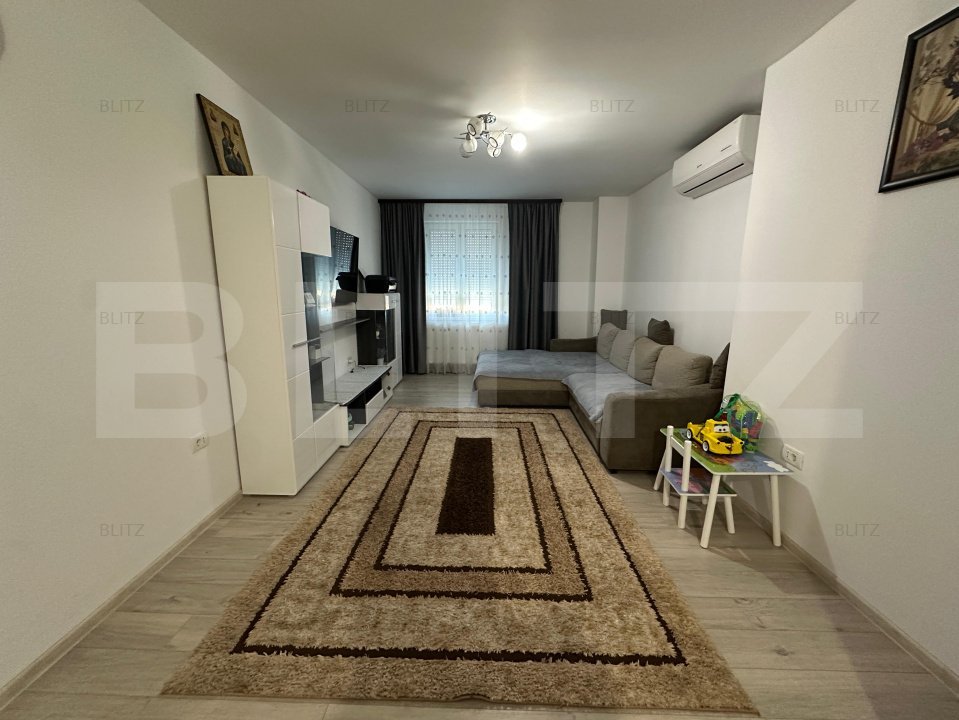 Apartament modern 4 camere,2 bai,Cugir Zona Bulevard