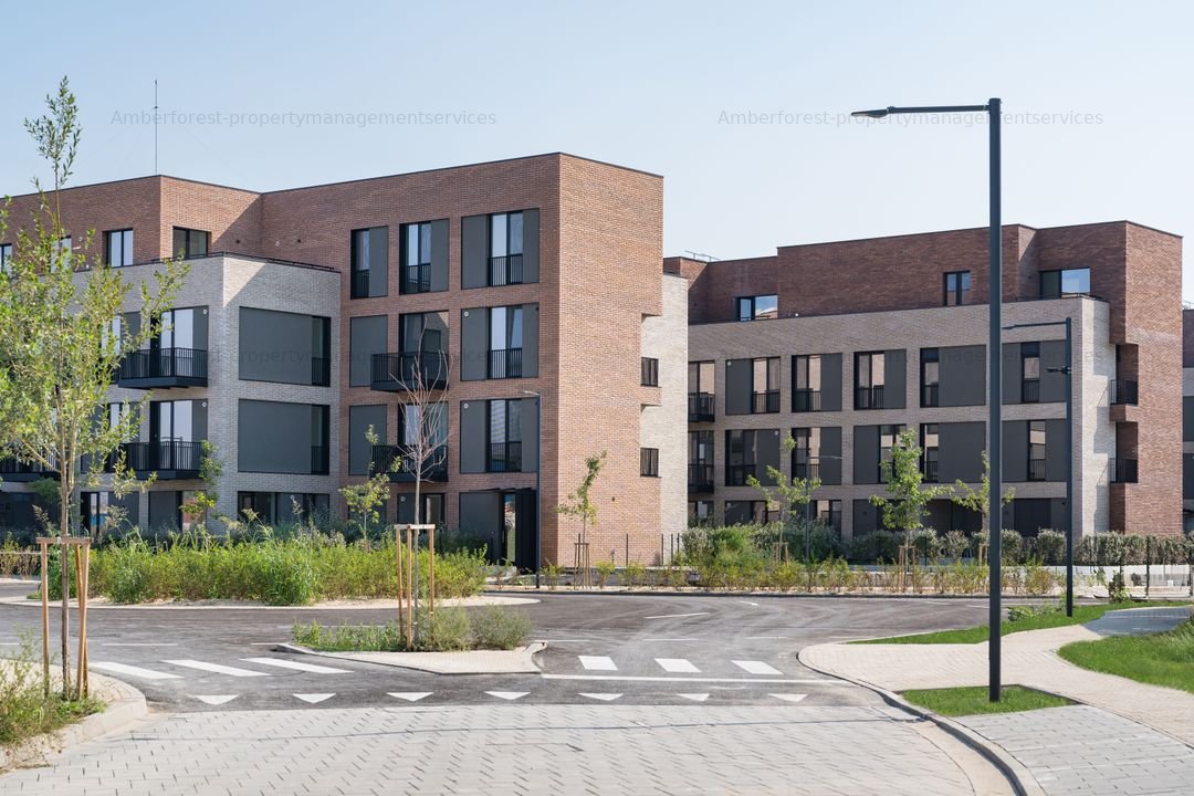 Apartament de 3 camere in Amber Forest